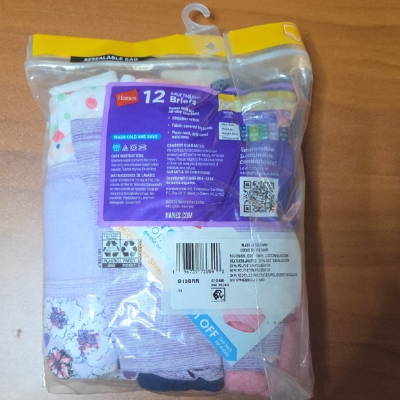 Hanes Girls' Tagless Briefs - Colorful Variety Pack - Picture 2 of 3